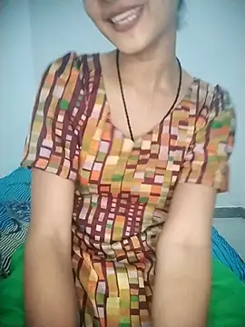 Snapshot of Sexey-Puja chatting on October 2, 2:00 pm Sexey-Puja online show from October 2, 2:00 pm