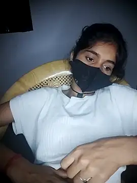 Snapshot of Sexey-Puja chatting on October 12, 4:48 am Sexey-Puja online show from October 12, 4:48 am