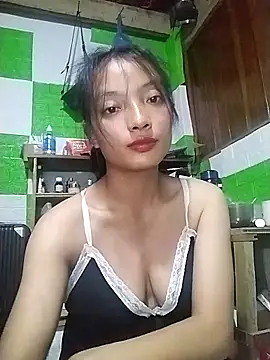 Snapshot of tdtd98 chatting on September 12, 4:47 pm tdtd98 online show from September 12, 4:47 pm