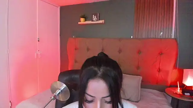 Snapshot of Karol_Pagee chatting on October 6, 4:18 am Karol Pagee online show from October 6, 4:18 am