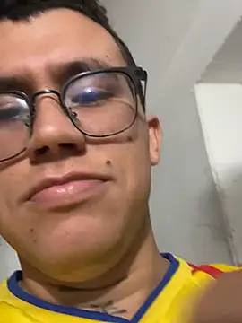 Kurtxxx22 online show from June 23, 5:38 am