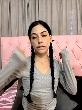 Snapshot of samanthadeluxe1 chatting on October 10, 6:57 pm samanthadeluxe1 online show from October 10, 6:57 pm