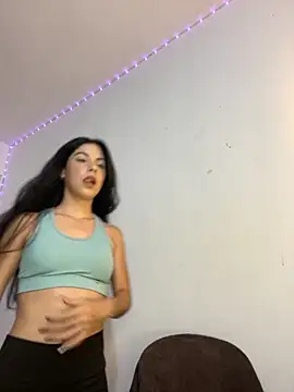 Snapshot of samanthadeluxe1 chatting on September 22, 10:08 pm samanthadeluxe1 online show from September 22, 10:08 pm