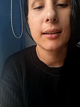 Snapshot of vaneza1999 chatting on October 12, 9:17 pm vaneza1999 online show from October 12, 9:17 pm