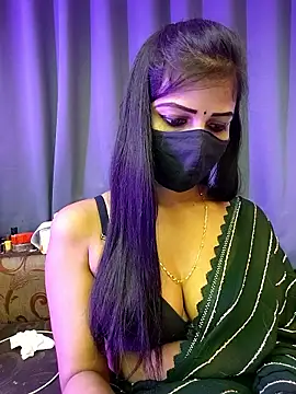 Misss-julli online show from January 9, 7:35 am