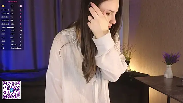 VanessaGrome online show from October 13, 6:27 am
