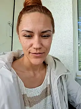Snapshot of SlimBellaa chatting on September 30, 9:26 am SlimBellaa online show from September 30, 9:26 am