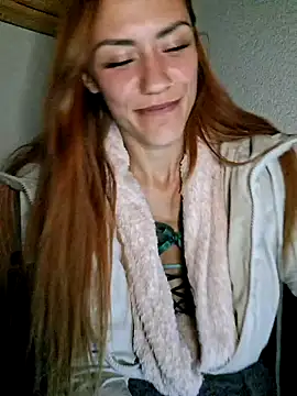 Snapshot of SlimBellaa chatting on September 26, 9:12 pm SlimBellaa online show from September 26, 9:12 pm