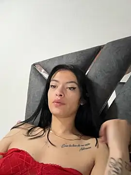 LiaCollings online show from November 30, 1:15 pm