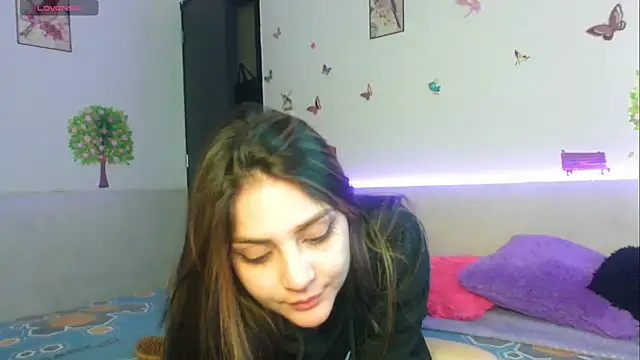 Snapshot of emily_cooper_t chatting on September 30, 3:01 am emily cooper t online show from September 30, 3:01 am