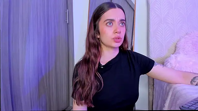 MissLana77 online show from April 6, 12:43 am