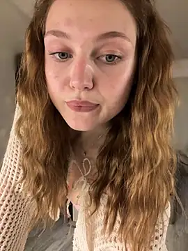 Emaline Fane online show from March 27, 8:09 pm