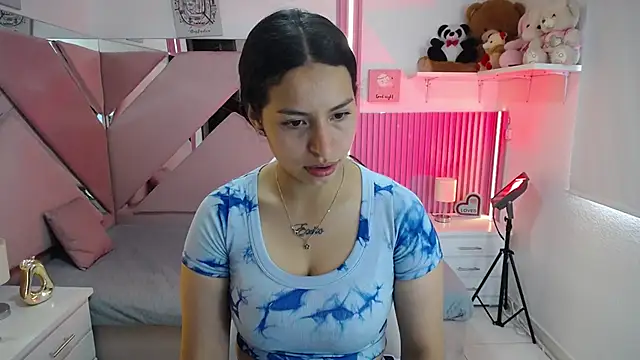 Mia garcia28 online show from June 6, 1:50 pm