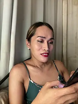 RomanticPearlTS online show from March 11, 1:14 pm