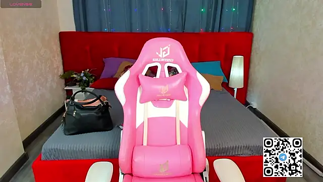 Mia E1fie online show from February 8, 1:09 am