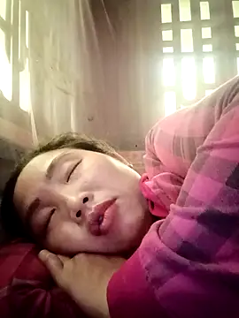 Snapshot of PhamPhung chatting on October 18, 6:49 am PhamPhung online show from October 18, 6:49 am