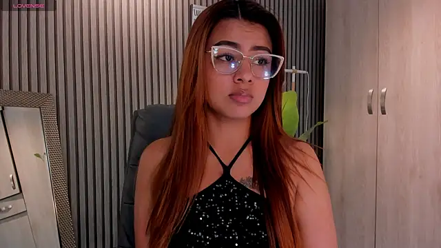 Snapshot of Missnaomi_ chatting on September 9, 6:24 am Missnaomi online show from September 9, 6:24 am