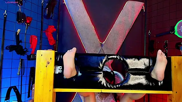 Mr Kate bdsm online show from September 26, 8:28 pm