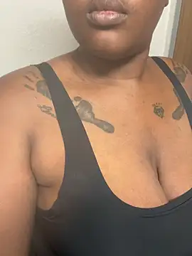 SandyCHEECKZ online show from April 23, 9:06 pm