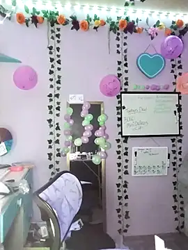 Purple2StayThnxx online show from October 20, 8:45 pm