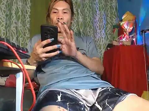 Snapshot of YourTopweng chatting on October 3, 9:03 am YourTopweng online show from October 3, 9:03 am