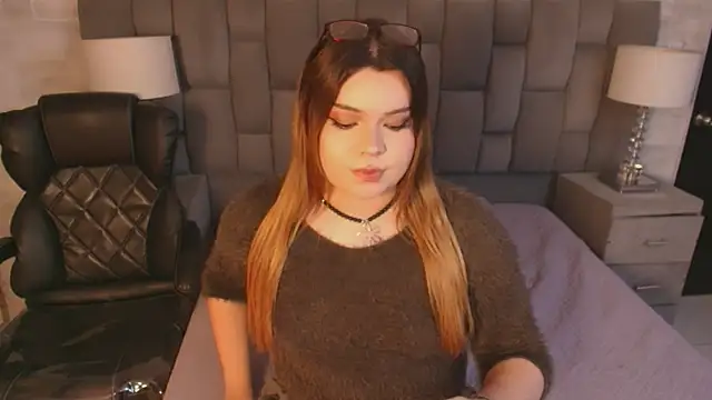 Maxxxine1 online show from November 5, 5:56 am