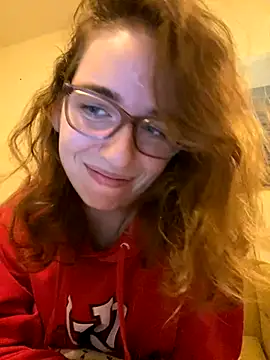 Snapshot of sweetsocalgirl chatting on September 30, 3:34 am sweetsocalgirl online show from September 30, 3:34 am