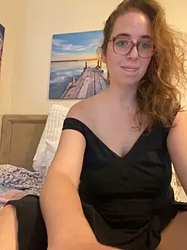 Snapshot of sweetsocalgirl chatting on September 14, 11:35 pm sweetsocalgirl online show from September 14, 11:35 pm