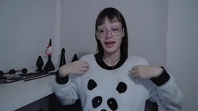 Snapshot of nina_kink chatting on October 19, 7:43 am nina kink online show from October 19, 7:43 am