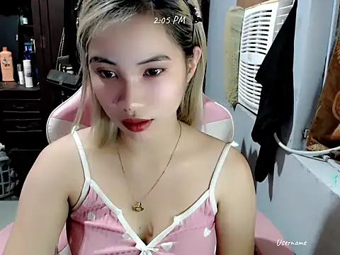 Rainea149 online show from December 23, 6:06 am