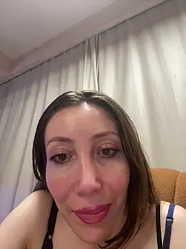 HellaryTourent online show from February 2, 7:24 pm