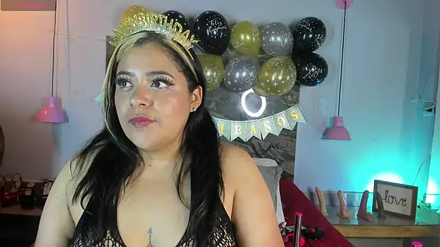 Snapshot of Brenda-maz chatting on October 17, 12:19 pm Brenda-maz online show from October 17, 12:19 pm