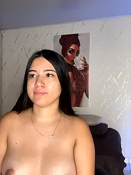 chloekitty69 online show from November 3, 11:25 am