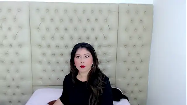 Snapshot of RosaliaCutte chatting on September 16, 3:03 am RosaliaCutte online show from September 16, 3:03 am