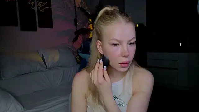 emilyshepar d online show from May 15, 2:16 am