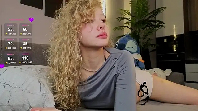 emilyshepar d online show from December 2, 2:24 am