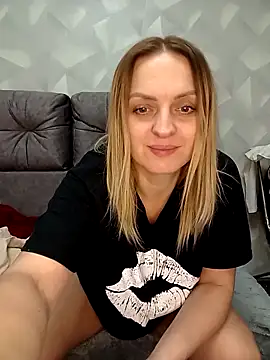 Ami Foxy online show from December 22, 4:32 pm