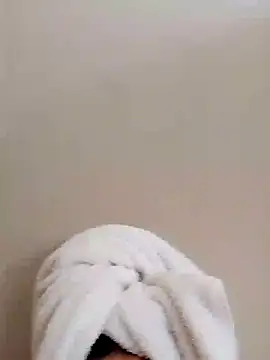 tutermitoa online show from October 22, 5:07 pm