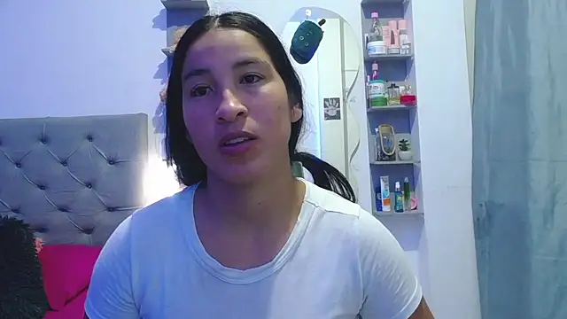 jesica wilson online show from July 23, 1:18 am