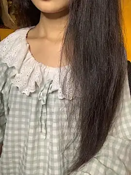 Snapshot of Nhinhi18 chatting on September 9, 3:23 pm Nhinhi18 online show from September 9, 3:23 pm