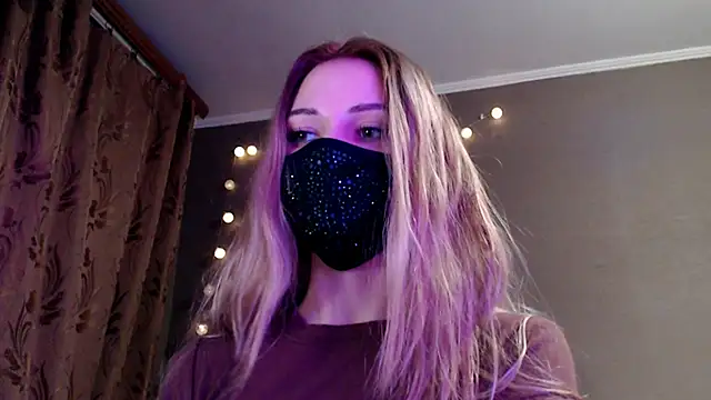 Iris lave online show from February 15, 5:01 pm