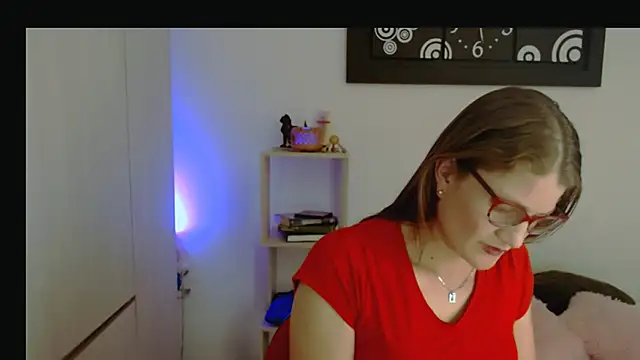 Camila-ventura online show from May 7, 7:28 pm