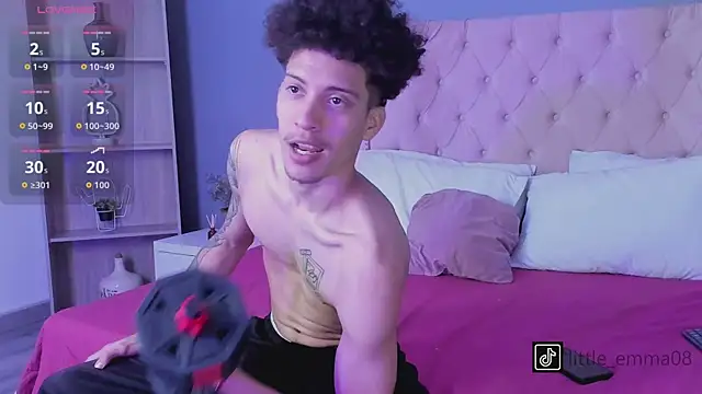 Joe And Emma online show from November 17, 8:20 pm