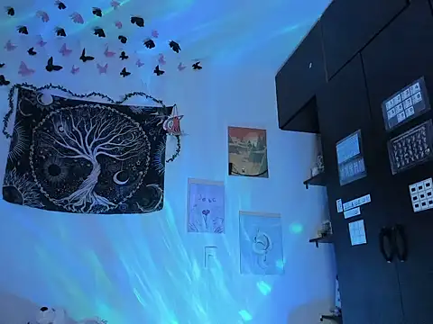 Sweet mim  online show from April 17, 10:45 pm