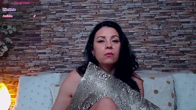 sexymilfnady online show from July 17, 4:06 am