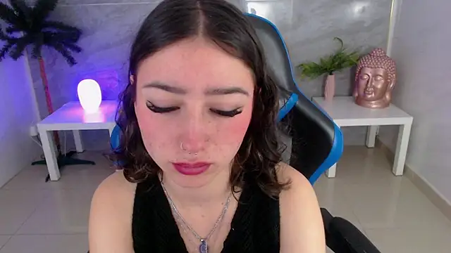 venuss09 s online show from January 8, 1:48 pm