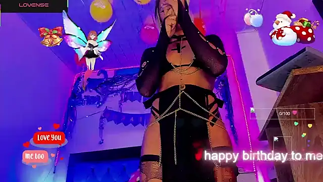 samanthaatt online show from November 28, 11:19 pm