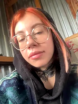Snapshot of Nancyhot777 chatting on October 21, 10:19 am Nancyhot777 online show from October 21, 10:19 am