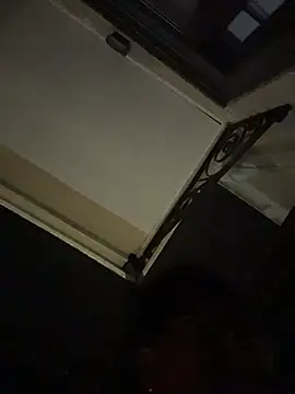 Tu GataLinda online show from October 26, 3:24 am