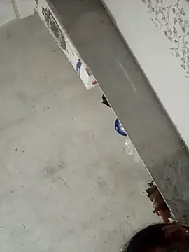 shalubhabhi69 online show from September 18, 5:55 pm